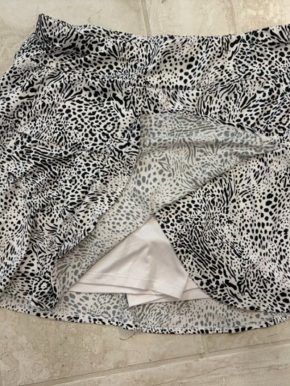 Emerald 18 Leopard Print Women's Athletic Skort Sz XL Activewear Workout Sporty - Picture 3 of 9